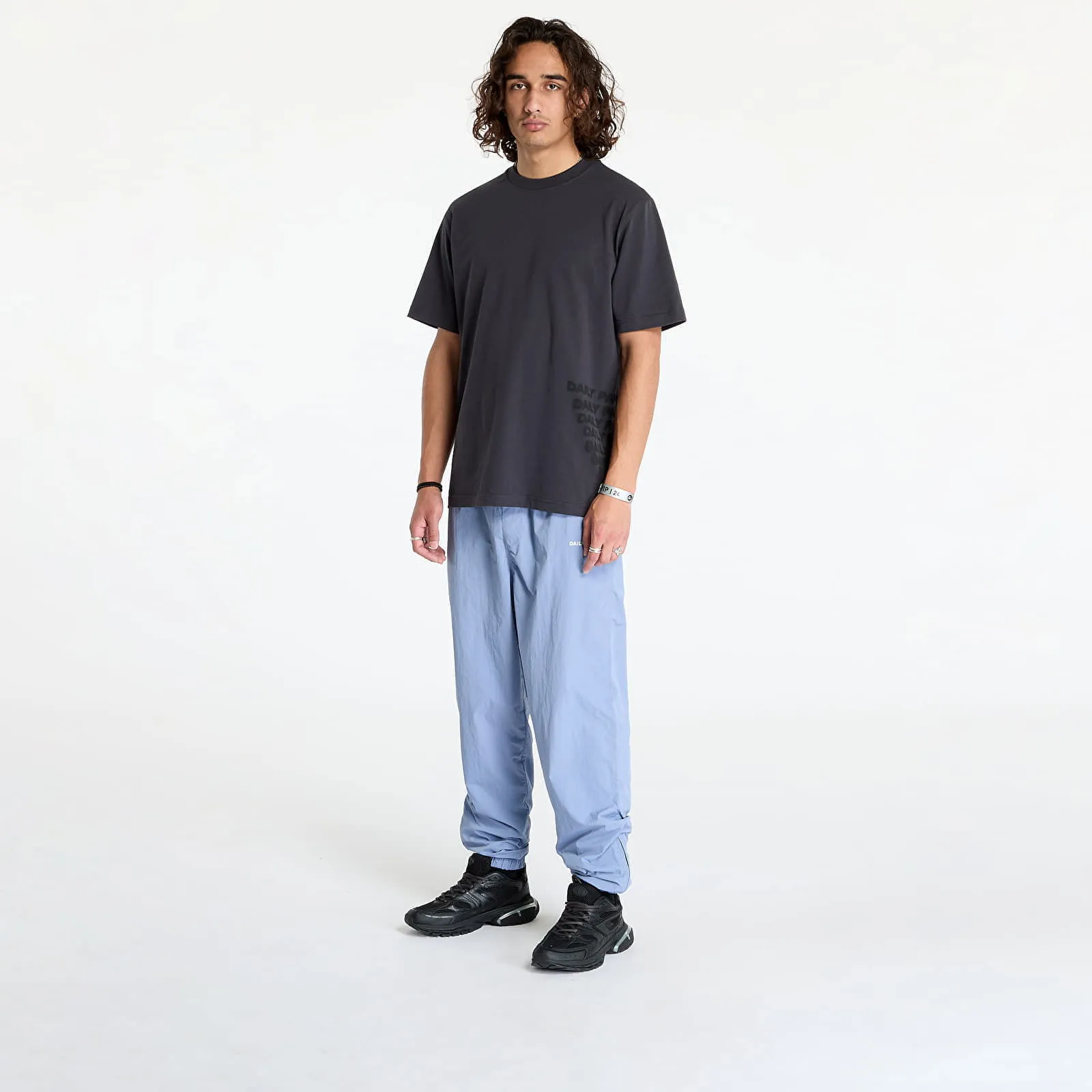 T-shirt DAILY PAPER Overload Ss T Shirt Obsidian Black 2421079